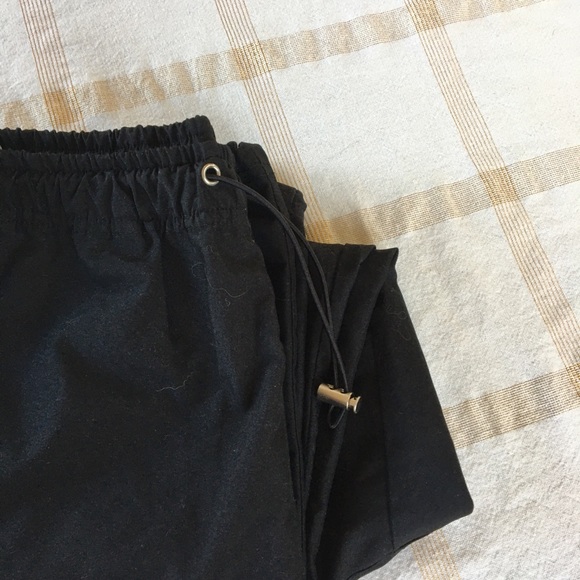 12/14  ATHLETIC WORKS  2 ZIP POCKET DRAWSTRING WAIST & LEG - Picture 8 of 11